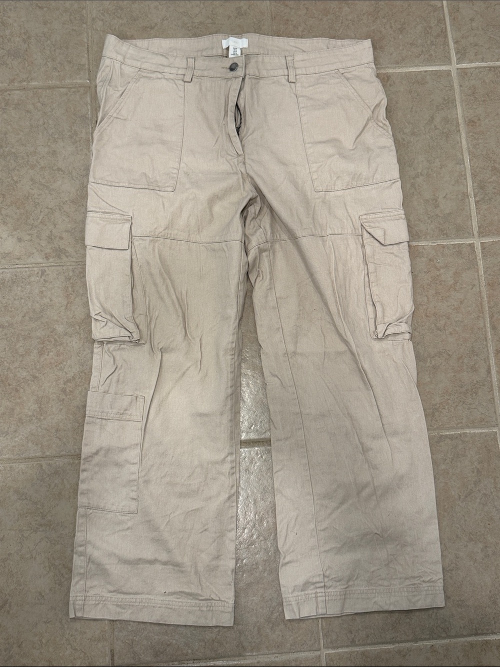 Beige Cargo Pants - Versatile Utility Style